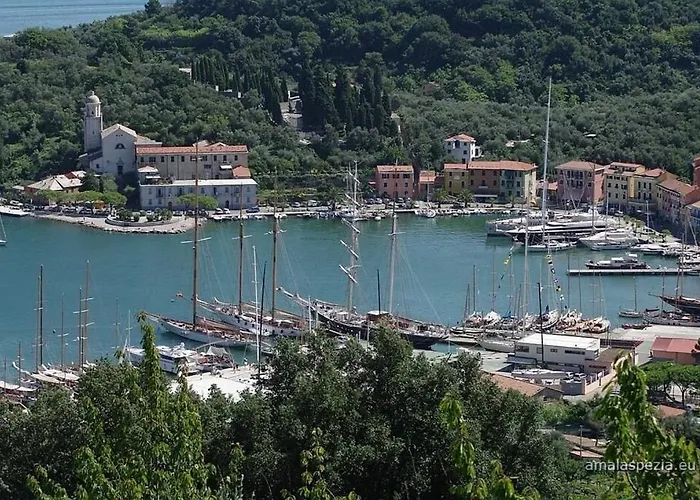 La Nuova Paranza - Le Grazie - - Cinque Terre * Porto Venere